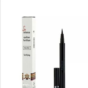 Sisley So Intense Eyeliner Deep Black liquid